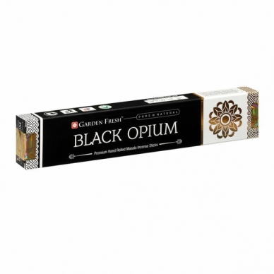 Black Opium smilkalai